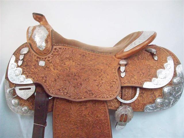 Used Saddle:- Image Number:0